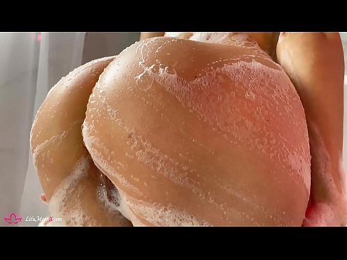 ❤️ Brunette onanerer fisse med vibrator til intens orgasme i brusebad ❤ Porno fb at da.tusar.top